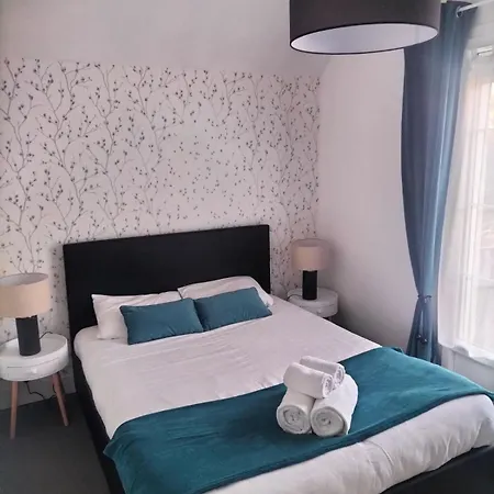 Maison A 50 M De La Sous Les Pins * سانت-بريفين-لي-بان
