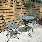 Maison à 50 M De La Sous Les Pins Casa vacanze *