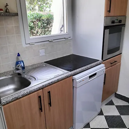 Maison A 50 M De La Sous Les Pins * سانت-بريفين-لي-بان